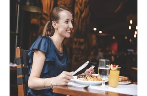 Daily cooked-to-order breakfast for a fee