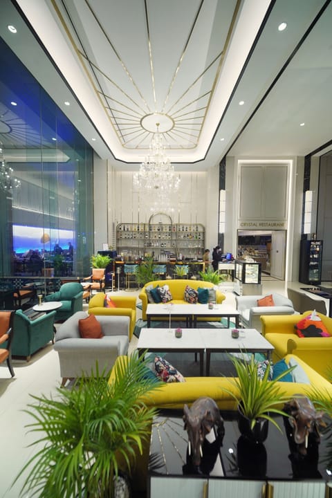 Piano bar