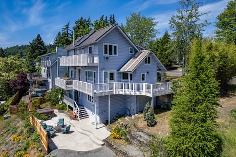 House, 3 Bedrooms | Exterior