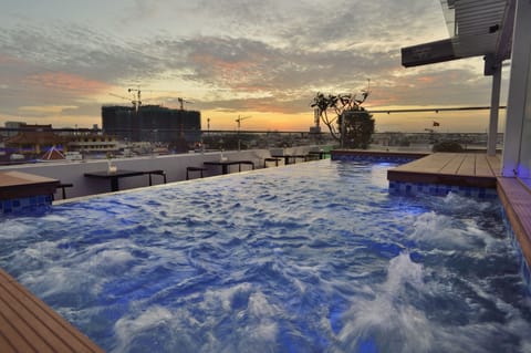 Rooftop pool