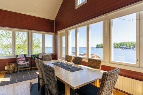 Comfort Cottage, Sauna | In-room dining