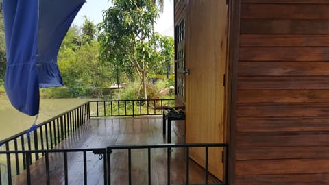 Wooden House  | Balcony