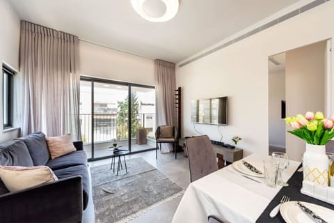 Apartment, 2 Queen Beds, Non Smoking | Interior