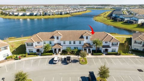 Aerial View w Lake View on Back Patio