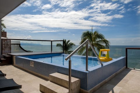 Private pool