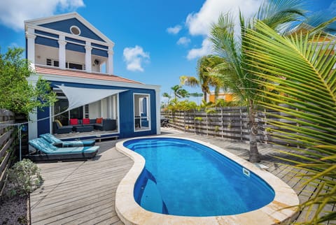 Private pool