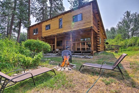 New Meadows Vacation Rental | 3BR | 2BA | 1,700 Sq Ft | Stairs Required