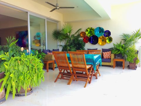 Condo - Image 2