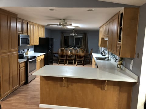 Kitchen and Dining 