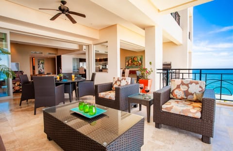 Condo - Image 2