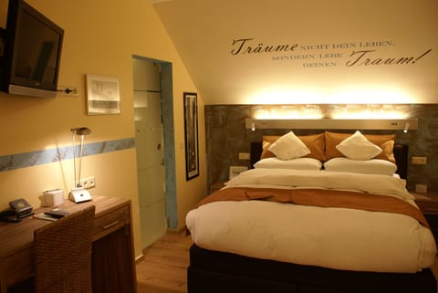 Double Room | Premium bedding, down comforters, minibar, in-room safe