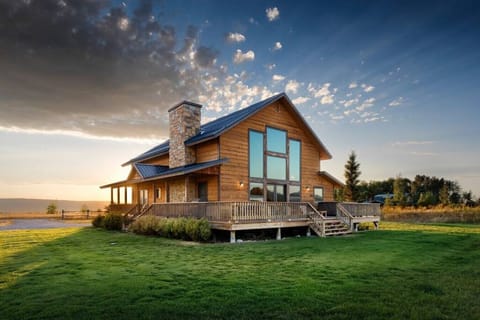 Large deck with hot tub