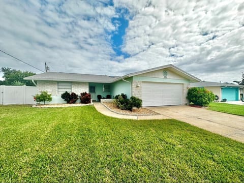 Welcome to your small-town seaside hideaway!