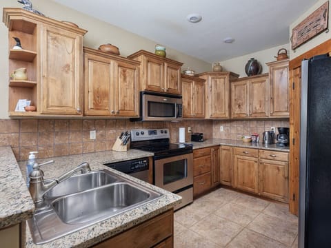 Spacious kitchen feat stainless steel appliances