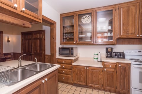 A fully stocked open concept new kitchen