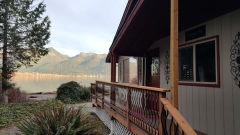 Entering the Driveway at Cottage Cove