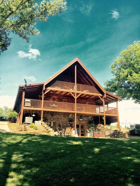 Large private backyard which overlooks wooded acreage 