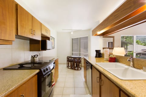Large Kitchen w Granite Countertops and Koa Wood Cabinets