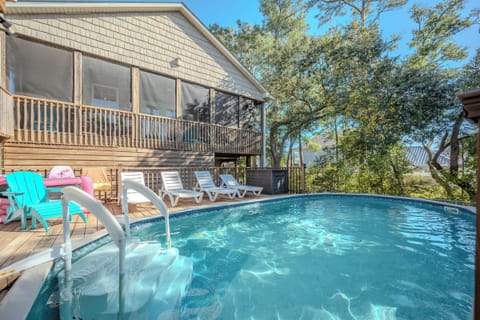 Exterior / Pool Deck