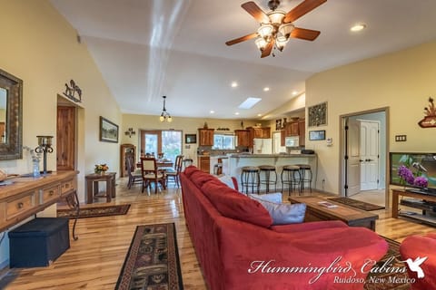 Living room Dining room kitchen