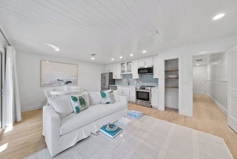 Inlet Dunes 205- Salt & Light | Main Living Area