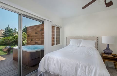 Sleeping Area with Private Hot Tub
