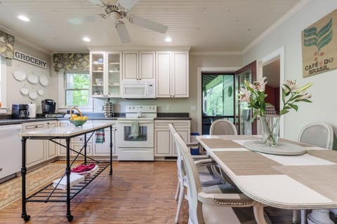 Seating for 6 and door to the back porch