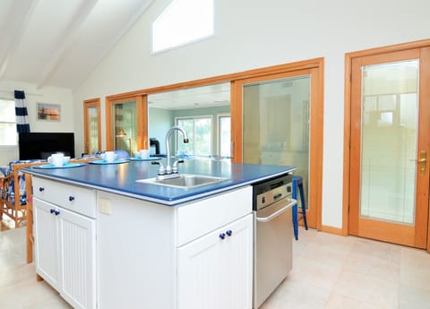 Kitchen Inset Other View