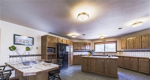 Fully stocked kitchen