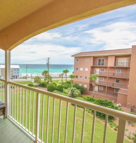 FREE Beach Service Included – 2 Chairs + Umbrella Daily (Walk to