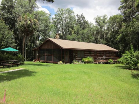 Cabin at Cedar Landing