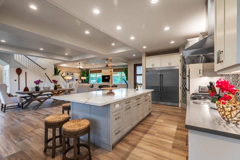 Open floor plan ensures large groups the maximum comfort