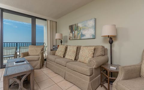 Island Winds West 374 Gulf Shores, Alabama, beach front, 2 bedroom condominium