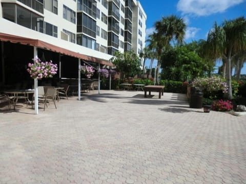 The outside patio and grill area.