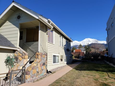 Side yard with Mt. Shasta