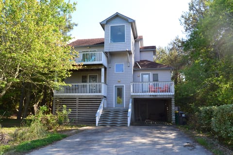 Welcome to Totally Beaching