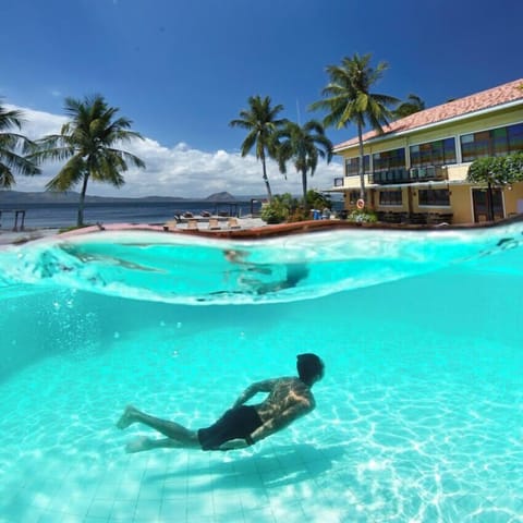 3 outdoor pools