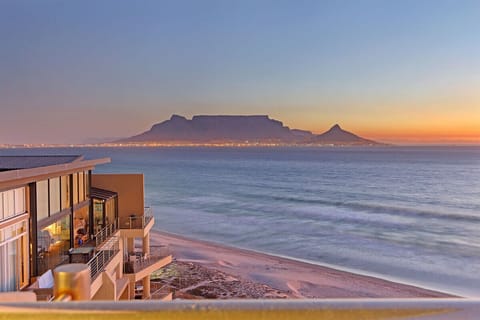 Apartment (2 Bedrooms) | Front of property