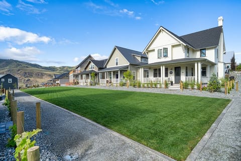 New home fronting Vineyard Park