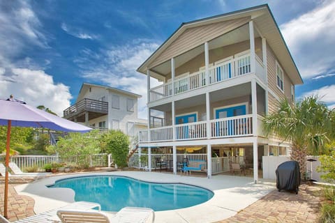 Sand Dollar Pool
