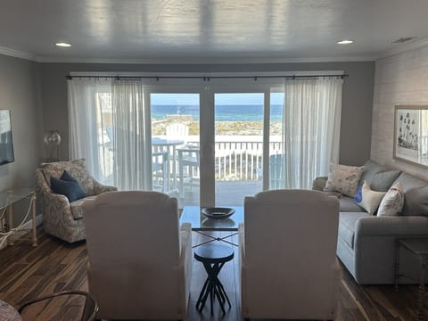 Newly updated Living Room overlooking the ocean!