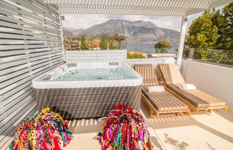 Suite, Jetted Tub | Balcony