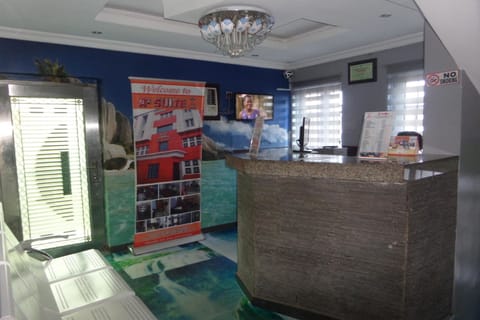 Check-in/check-out kiosk