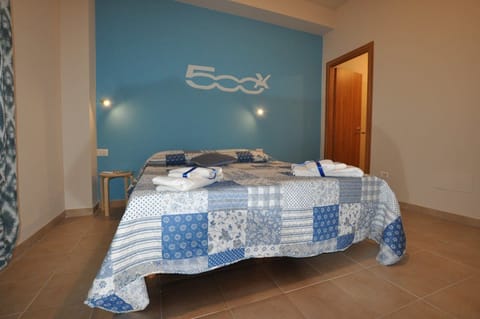 Quadruple Room, Non Smoking (500X) | Desk, laptop workspace, soundproofing, free WiFi