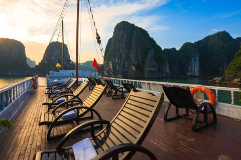 Sundeck