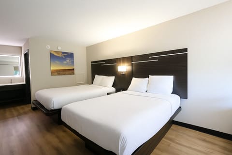 Standard Room, 2 Double Beds | Blackout drapes, soundproofing, free WiFi, bed sheets