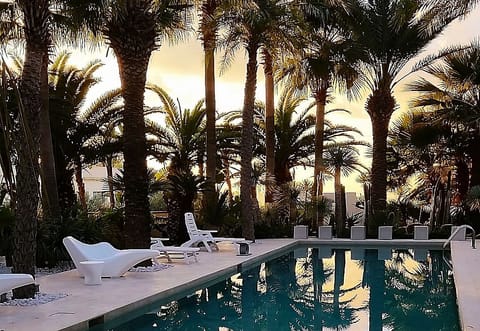 Pool area