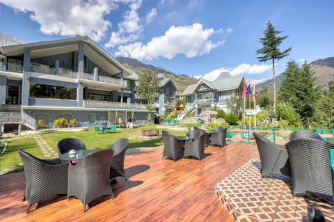 Sundeck