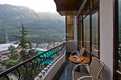 Royal Suite Room (Mountains & City View) | Balcony