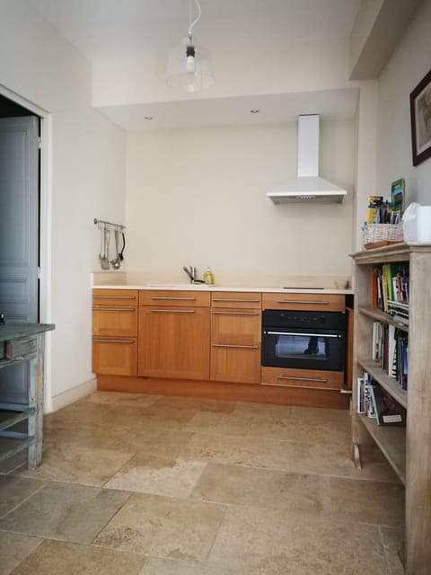 La Salle de Musique | Private kitchen | Coffee/tea maker, electric kettle